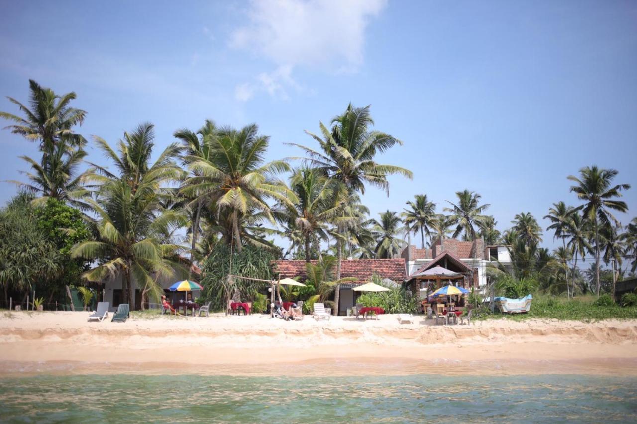Blue Corals Beach Bungalow Matara Exterior foto
